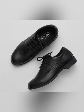 Max + Jake | Black Lace Up Dress Oxford Shoes | 2